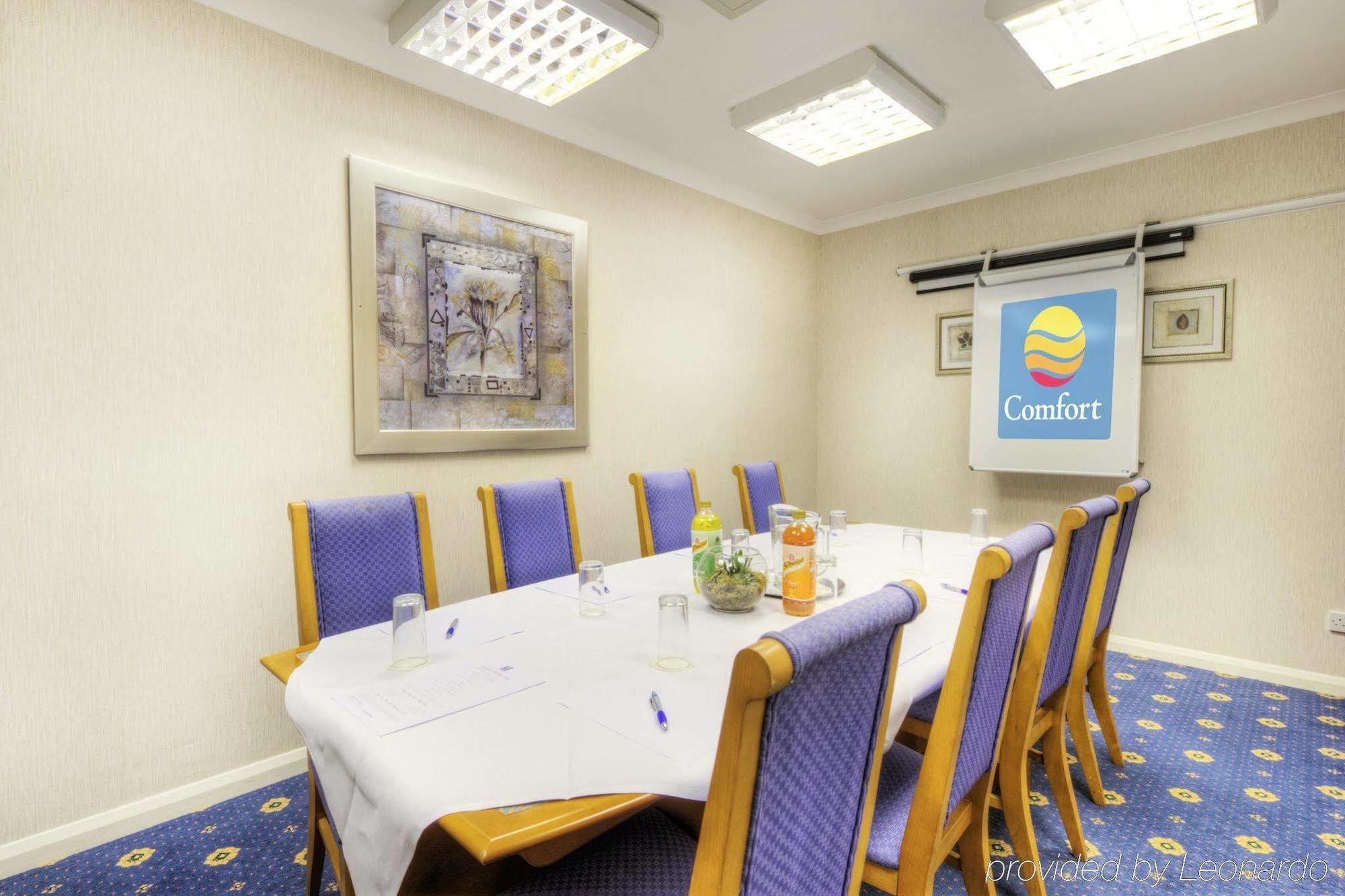 Flexistay Reading West Aparthotel - With Communal Kitchen Use 외부 사진